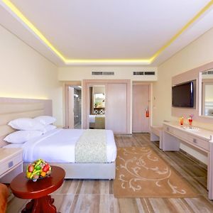 Standard Double Room Egyptians & Residents Only Aqua Vista Area	
